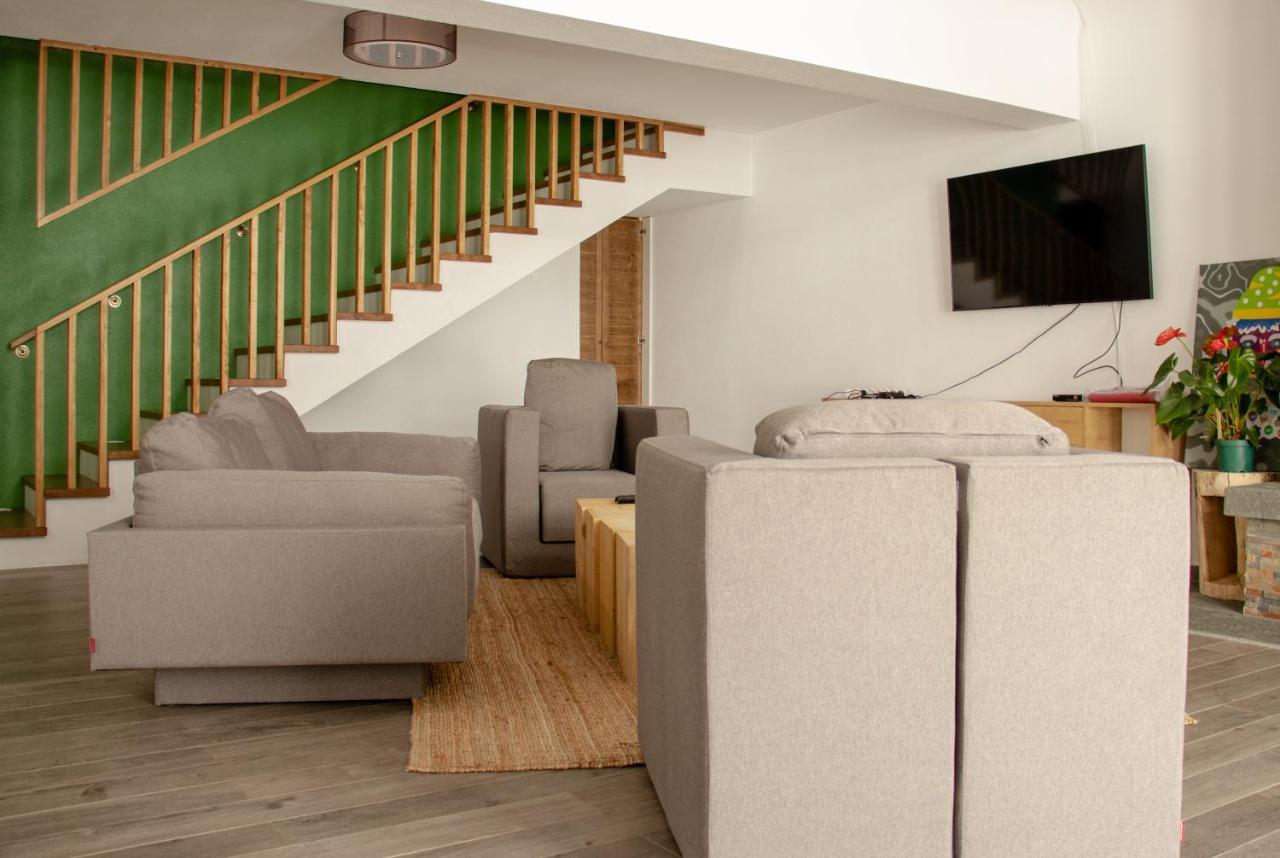 Guest house Delut Botus