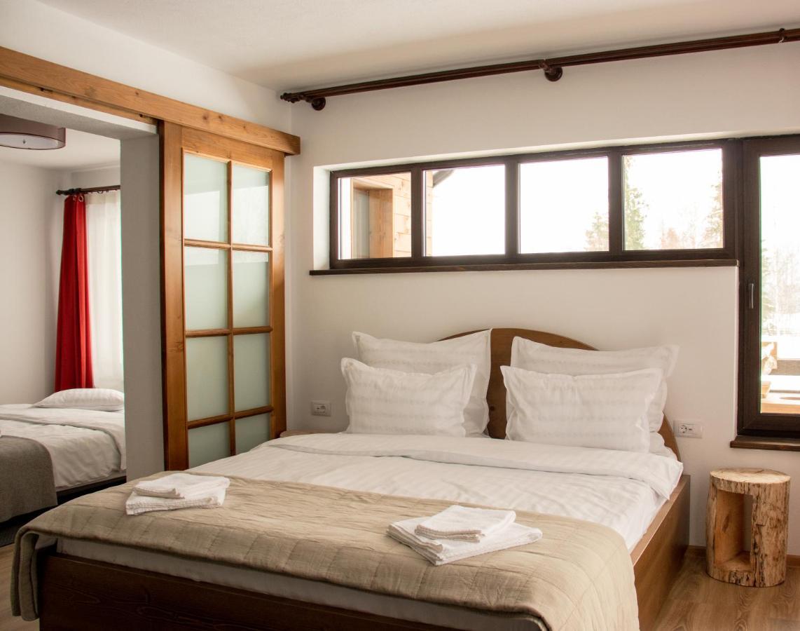 Delut Guest house Botus